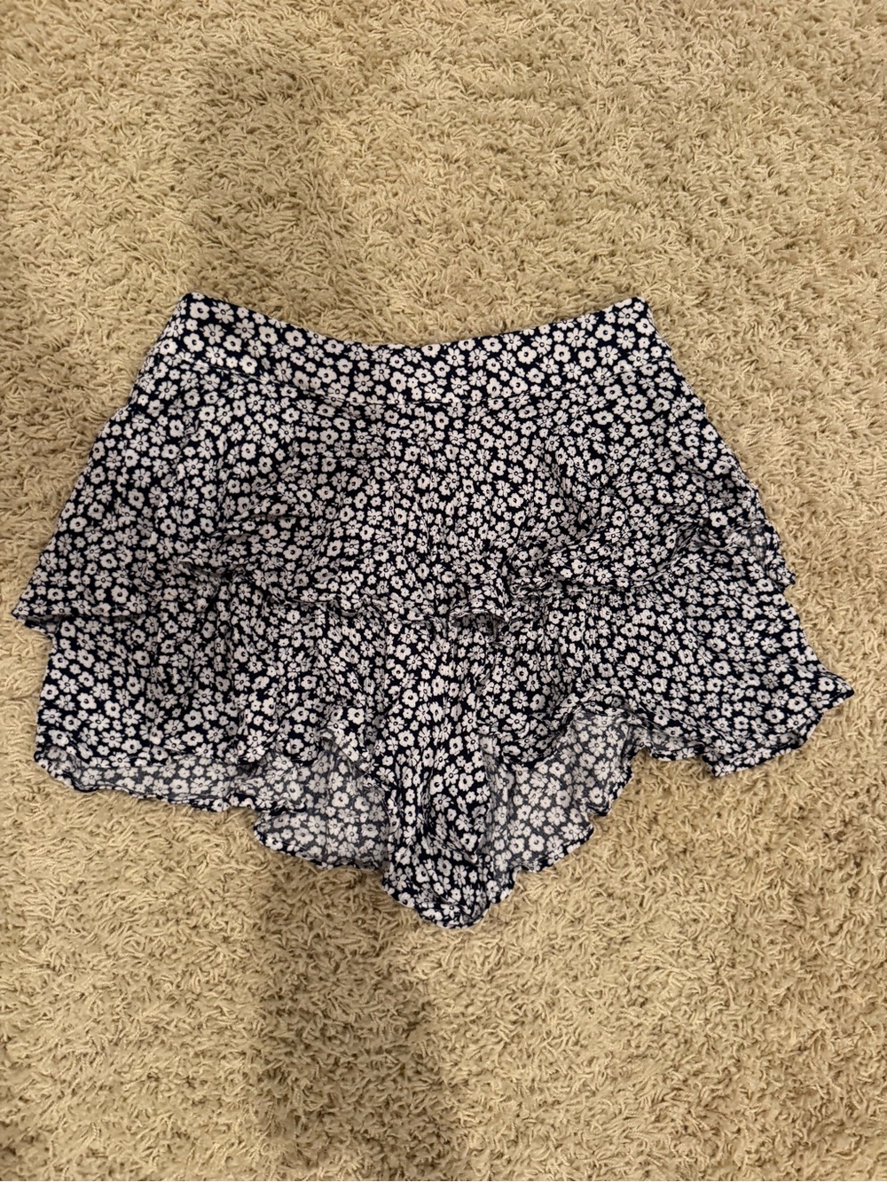 Altar'd State Navy and White Daisy Ruffle Skort